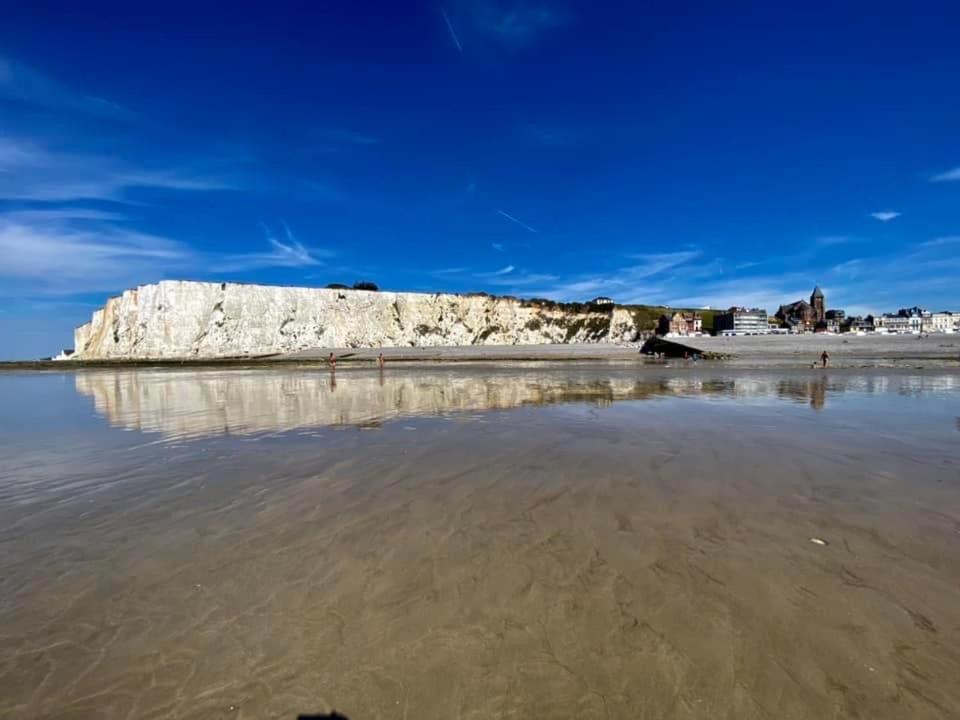 Plage A 50M Appartement Reves Tranquilles Villa Les Bains De Mers Exterior foto